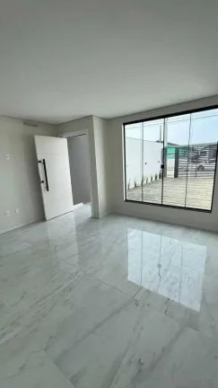Imagem Geminado com 3 dormitórios sendo 1 suíte e 2 vagas de garagem Boa Vista | Joinville/SC