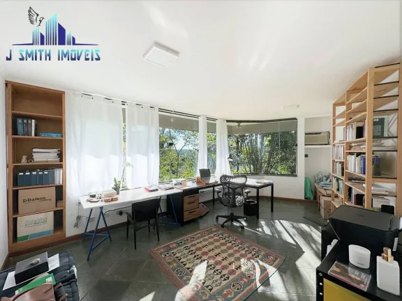 Imagem Casa TÉRREA em terreno de 10.490m² c/ casa Hóspede, Ateliê, Casa Caseiro.