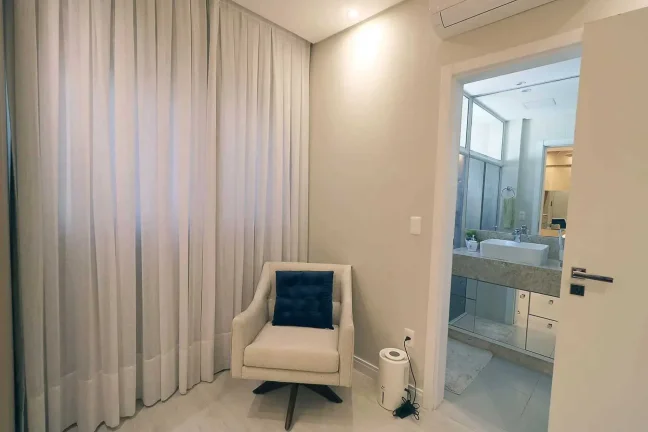 Imagem Apartamento com 4 suítes e 3 vagas de garagem - Balneário Camboriú/SC