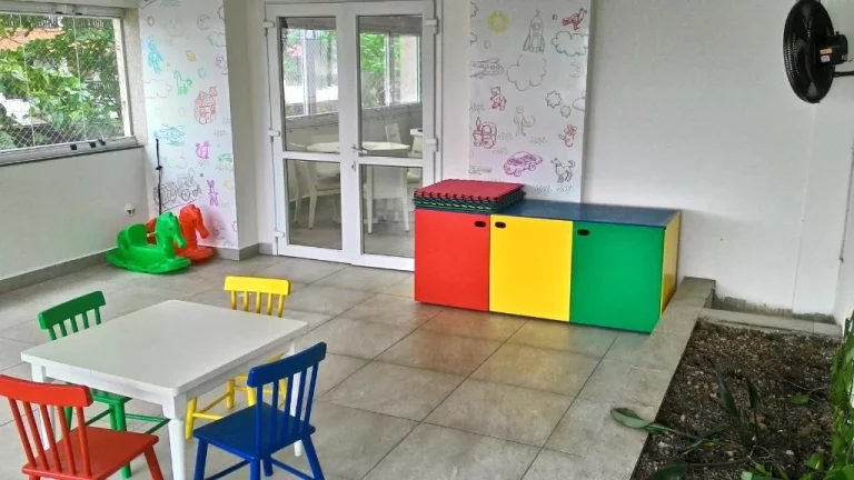 Imagem PITANGUEIRAS- MARAVILHOSO APARTAMENTO COM MARAVILHOSA ÁREA DE LAZER , 02 VAGAS .