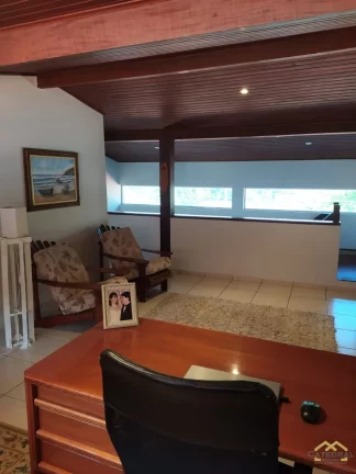 Imagem Casa de bairro em Jundiaí/SP com 3 quartos e uma suíte à venda promoção