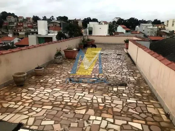 Imagem Casa incrível à venda: 4 dormitórios, 3 vagas e espaço gourmet completo
