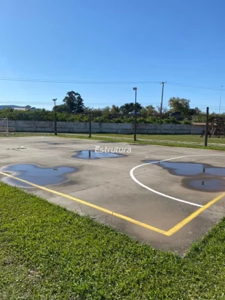 Apartamento no Condomínio Arco Verde com 2 dormtórios, sala, cozinha, banheiro