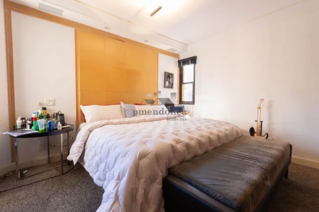 Imagem Apartamento à venda em Vila Madalena com 2 suites e 3 vagas, 177 m² .