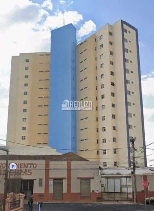 Imagem Apartamento à venda no Condomínio Edifício Arquiteto Wagner Schroden, Centro de Uberaba - 3 Dormitórios e Suíte!