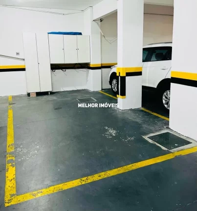 Imagem Apartamento á venda com 2 dormitórios e 1 vaga de Garagem no centro de Balneário Camboriú