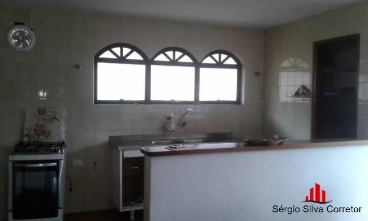 Imagem Ótima Casa a venda com 03 quartos na Região de Abernéssia.