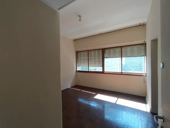 Imagem Apartamento 240M², 4Q, 1 Suíte, 3 Salas, 2 Cozinhas, 2 Banheiros, 1 Vaga, Churrasqueira, Academia, Salão de Festas, Sauna, Bicicletário.