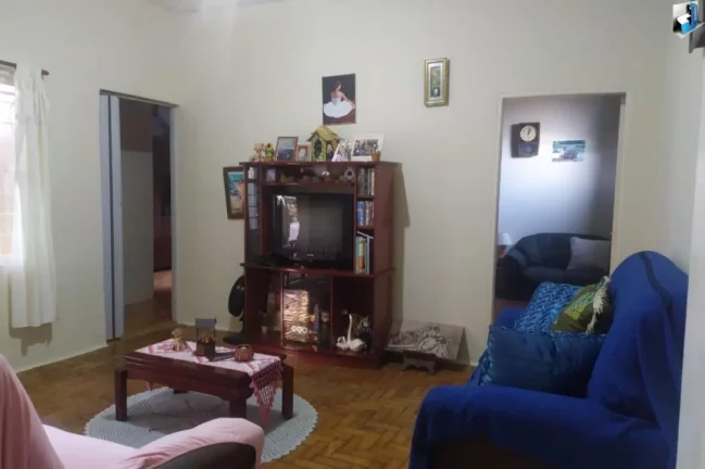 Imagem 2 casas e um ponto comercial no Centro - Tatuí/SP.