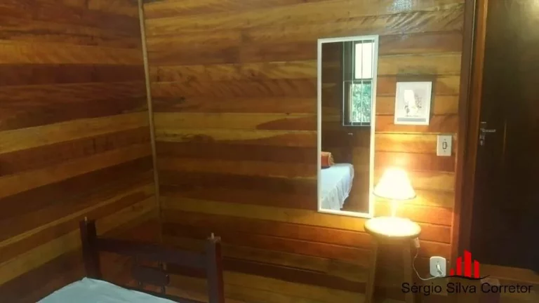 Imagem Casa para Venda com 03 quartos no Vale Encantado.