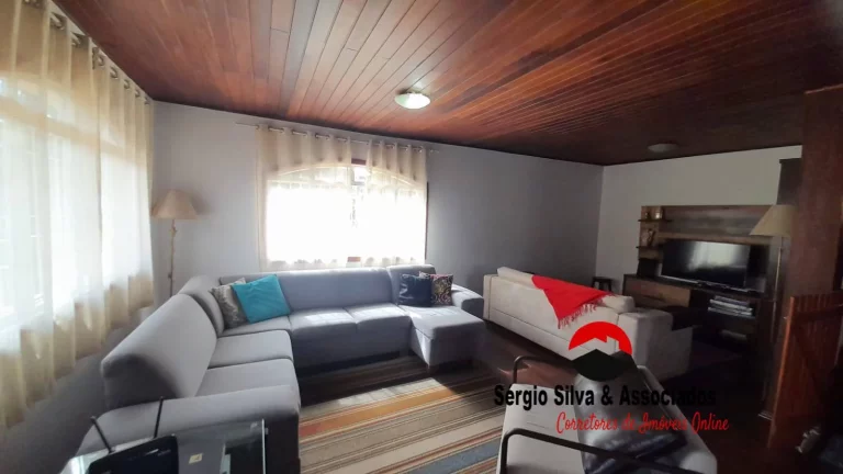 Imagem Casa a Venda na Região do Descansópolis em Campos do Jordão - SP