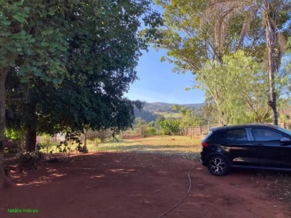 Imagem OPORTUNIDADE DE NEGÓCIO!!!
*LINDA CHÁCARA COM 5.990 M², EM ITATIAIUÇU
*CASA CONSTITUIDA POR: 2 Q...