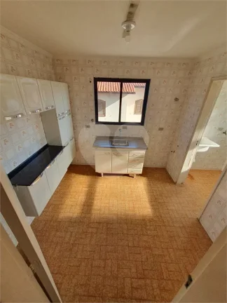 Imagem Apartamento à venda com 2 quartos no condomínio Edifício Karina, São Paulo - SP