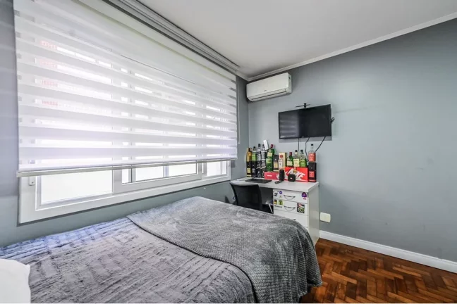 Imagem Apartamento à venda em Porto Alegre, Rio Branco, com 2 quartos, 77m2