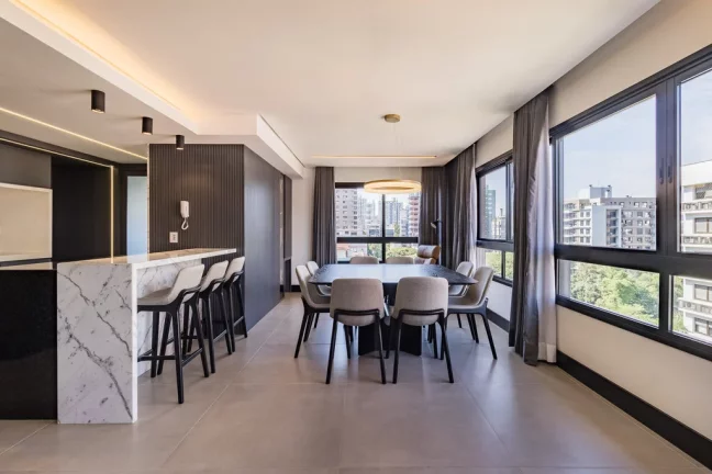 Imagem Apartamento Garden à venda em Porto Alegre, Petrópolis, com 3 quartos, 158,11m2