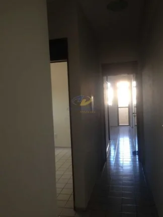 Imagem Vendo apto ao lado de praça em Manaíra com 109 m2 , 3 qts/1 st, cozinha ampla, armários, DCE + 3 vagas