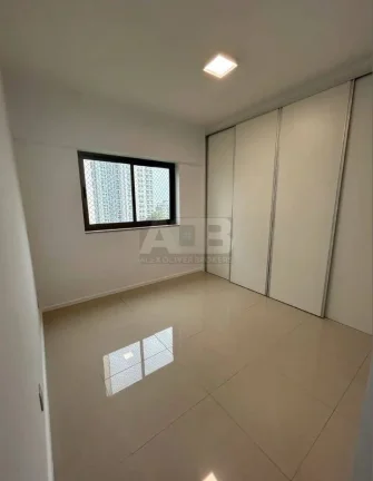 Imagem Apartamento à venda na Barra da Tijuca, 140m2, 4Qtos, 2vgas, Quadra d Praia