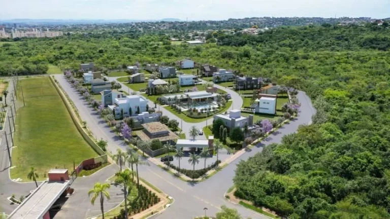 Imagem Lote em Condomínio, 255,19m2, à venda em Porto Alegre, Verdes Campos