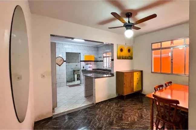 Imagem Casa a venda com 3 dormitórios em Condomínio Fechado no Jaraguá com Suíte Privativa e Área Externa Versátil
