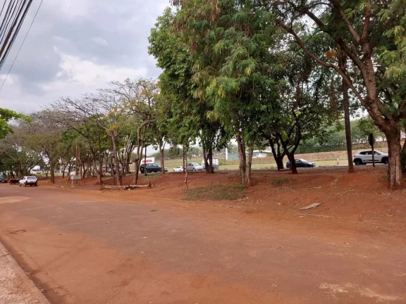 Imagem TERRENO COMERCIAL FRENTE À FABRICA DA HONDA NA REGIÃO DO JARDIM DULCE, EM SUMARÉ - SP