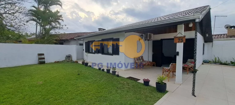 Imagem CASA 3 DORMITÓRIOS NO BALNEÁRIO CANOAS