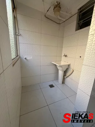 Imagem Aluguel de Apartamento Impecável em Itaim Paulista, SP: 2 Quartos, 1 Banheiro, Vaga de Garagem!