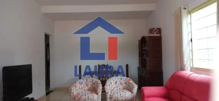 Imagem CASA RESIDENCIAL em ITAÚNA - MG, SANTANENSE