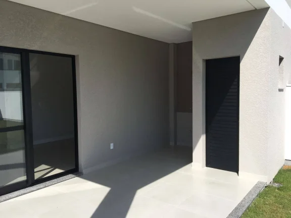 Imagem Casa com 3 dormitórios à venda, 130 m² - Cachoeira do Bom Jesus - Florianópolis/SC