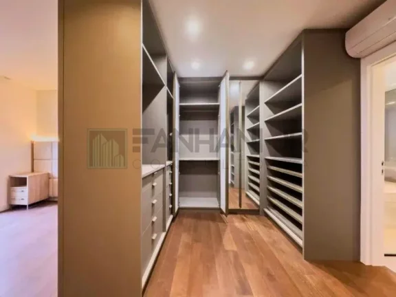 Imagem Apartamento de alto padrão no Jardim Paulista: 3 quartos, 3 suítes, 3 salas e 4 vagas de garagem!