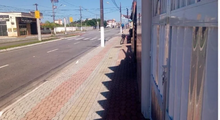 Imagem Casa para Venda em Praia Grande, Vila Caiçara, 2 dormitórios, 1 suíte, 2 banheiros, 5 vagas