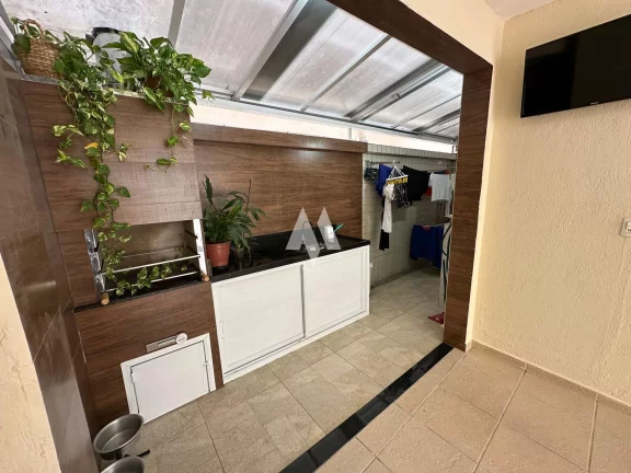 Imagem Casa moderna com 03 vagas de garagem na Aparecida!