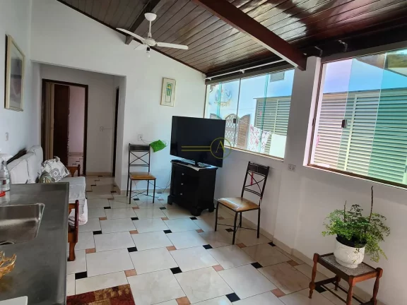 Imagem Casa térrea á 200m da Praia, 3 quartos + Edícula à venda em Peruíbe