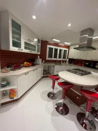 Imagem Sobrado com 3 Dormitorio(s) localizado(a) no bairro Parque Residencial Itapeti em Mogi das Cruzes / Mato Grosso do Sul Ref.:DE622