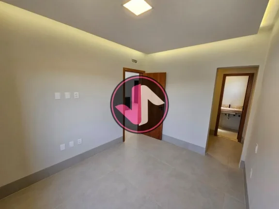Imagem Se você procura por conforto, segurança e lazer em um só lugar, essa casa em condomínio no bairr...
