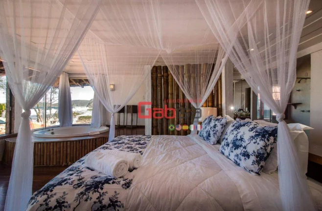 Imagem Luxuosa Mansão Pé na Areia na Praia de Geribá