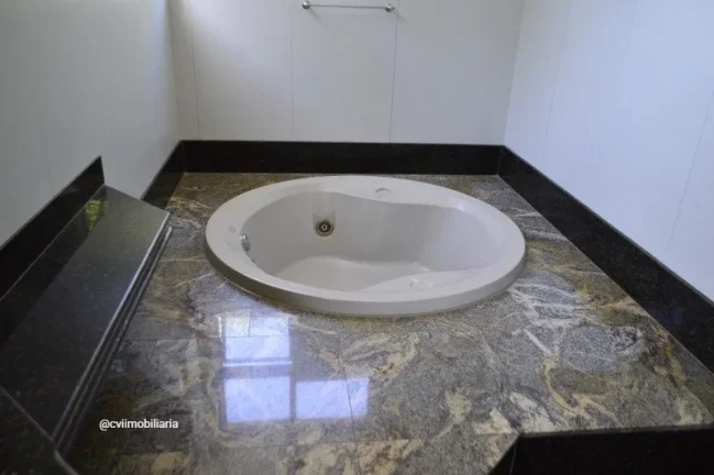 Imagem Descubra essa incrível casa à venda na Avenida Cremona, localizada no bairro Bandeirantes (Pampulh...