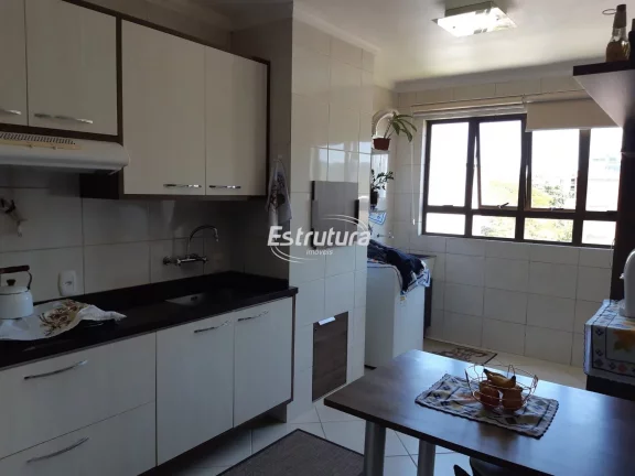 Imagem Lindo apartamento em Camobi semimobiliado com três dormitórios