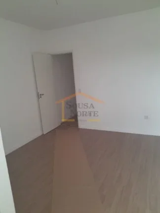 Imagem Sobrado novo com 120 m² de área útil e 85 m² de área construída. Possui 3 dormitórios, sendo ...
