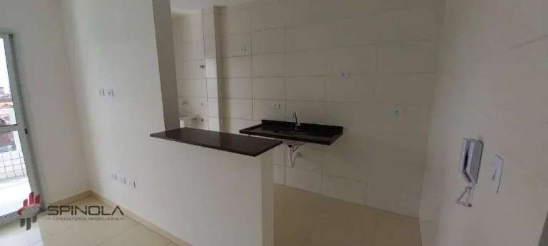 Imagem Apartamento com 2 dormitórios à venda, 67 m² por R$ 395.000,00 - Maracanã - Praia Grande/SP
