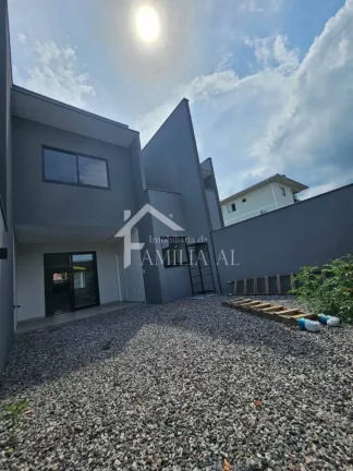 Imagem Geminado Alto Padrão Iririú com 165m²
