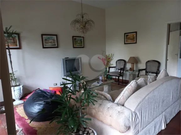 Imagem Sobrado à venda ou para alugar com 4 quartos, sendo 4 suítes, em Butantã, São Paulo - SP