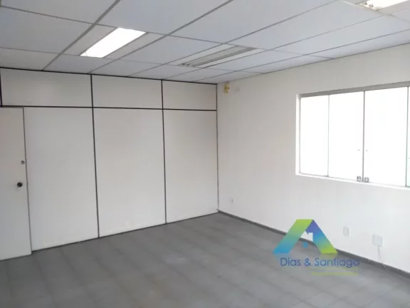 Imagem Sala comercial Sobreloja com 150m² em localização privilegiada na Vila Mariana á 600mts da Estação de Metrô Ana Rosa.