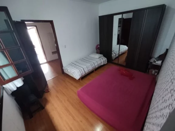 Imagem Sobrado com 4 dormitórios à venda, 296 m² por R$ 875.000,00 - Vila Paiva - Suzano/SP