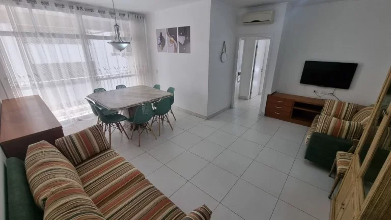 Imagem Apartamento com 2 dormitórios à venda, 90 m² - Pitangueiras - Guarujá/SP