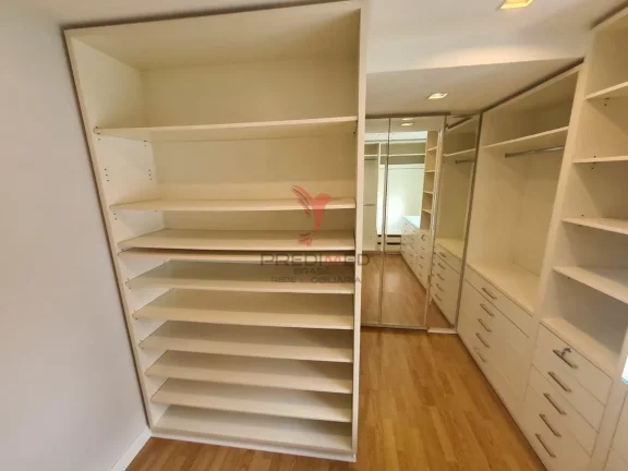 Imagem Apartamento de 3 Suites e 5 Vagas de Garagem em Campo Belo,