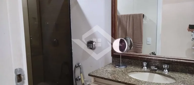 Imagem Apartamento de 165m², 4 Quartos, Suíte e Vaga – Copacabana, Rua Tonelero