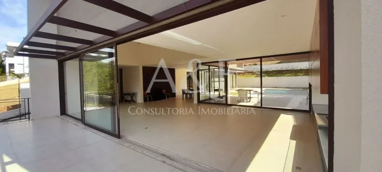 Imagem CONDOMÍNIO PORTO ATIBAIA. CASA DE CINEMA 5 SUITES ALTO PADRÃO