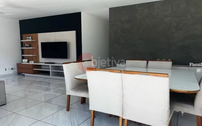 Imagem Casa a venda Cond. dos Pássaros de 4 quartos - Guriri - Cabo Frio - RJ