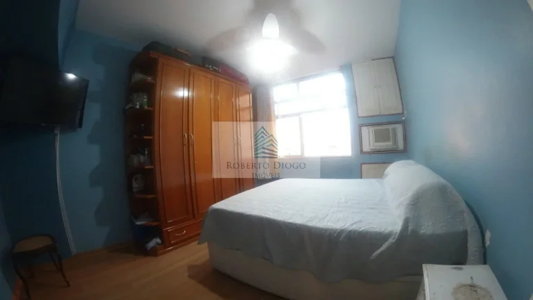 Imagem Apartamento de Luxo à Venda no Ingá, Niterói-RJ: 4 Quartos, 1 Suíte, 1 Sala, 3 Banheiros, 1 Vaga de Garagem, 157m² de Área