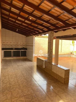 Imagem Casa com 3 dormitórios à venda, 250 m² por R$ 360.000,00 - Setor Paranaíba - Itumbiara/GO